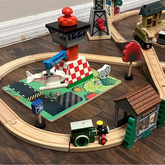 Rare Thomas & Friends Wooden Train Set - Picture 4 of 11